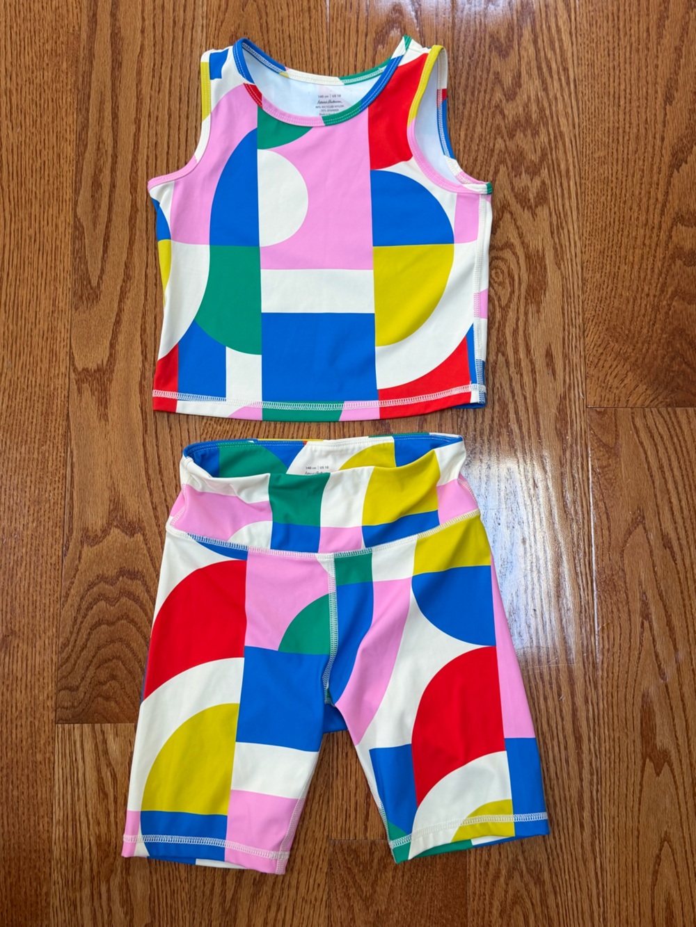 Girls’ Hanna Andersson  Geo Print Active Set - Crop Tank & Bike Shorts
